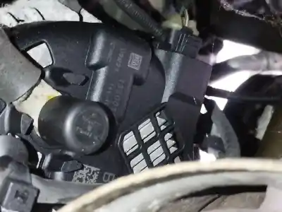 Автозапчастина б/у генератор для opel astra j lim. cosmo посилання на oem iam 13500186  