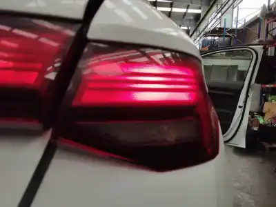 İkinci el araba yedek parçası SAG KUYRUK LAMBASI için AUDI A3 SPORTBACK (8Y)  OEM IAM referansları 8Y0945070  