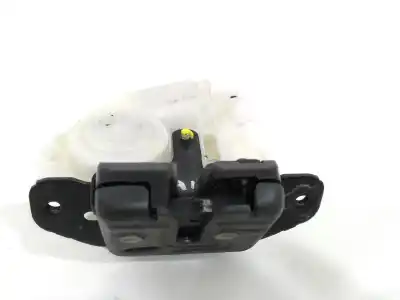 Second-hand car spare part trunk lock for toyota auris active oem iam references 6935002090  