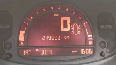 Автозапчастина б/у панель інструментів для renault modus confort dynamique посилання на oem iam 8200418021d  