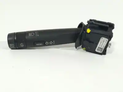 Peça sobressalente para automóvel em segunda mão comutador de piscas  por opel insignia sports tourer 2.0 16v cdti referências oem iam 13303268