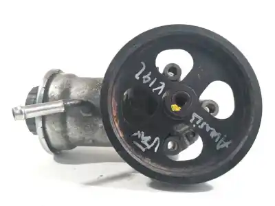 Pièce détachée automobile d'occasion Pompe De Direction pour TOYOTA AVENSIS BERLINA (T25) 2.0 D4-D Executive Berlina Références OEM IAM 4431005120  