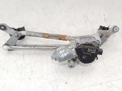 Pièce détachée automobile d'occasion Moteur D'essuie-glace Avant pour TOYOTA YARIS Connect Références OEM IAM 851100D080  