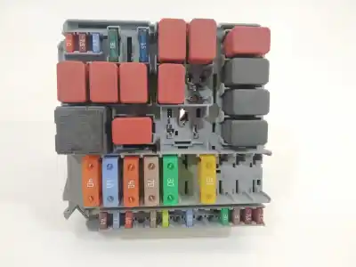 Peça sobressalente para automóvel em segunda mão caixa de fusíveis e relés por ford ka (ru8) 1.2 referências oem iam 51781452
