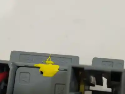 Second-hand car spare part fuse box unit for ford ka (ru8) 1.2 oem iam references 51781452  