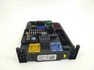 Peça sobressalente para automóvel em segunda mão caixa de fusíveis e relés por peugeot 308 allure referências oem iam 9830790580 28625142 bsiel3