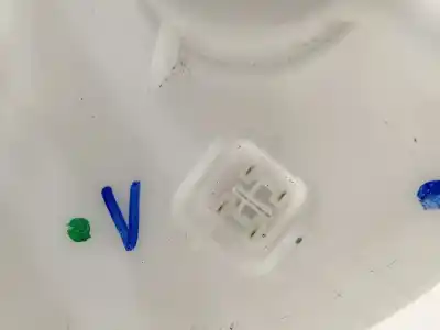 Peça sobressalente para automóvel em segunda mão bomba de combustivel por kia stonic (ybcuv) 1.0 tgdi cat referências oem iam 31110h8300