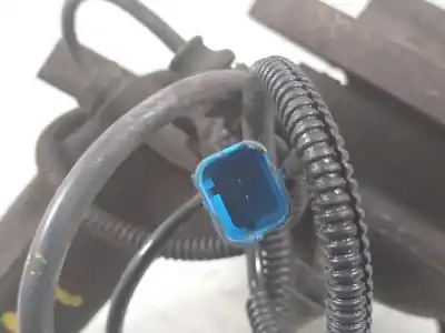 Pezzo di ricambio per auto di seconda mano snodo anteriore sinistro per peugeot 208 i (ca_, cc_) 1.2 vti 82 riferimenti oem iam   