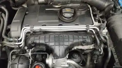 Recambio de automóvil de segunda mano de INYECTOR para AUDI A3 (8P)  referencias OEM IAM 03G130073G  