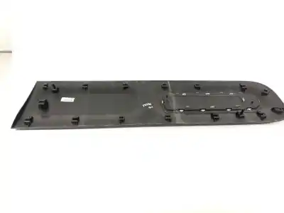 Pezzo di ricambio per auto di seconda mano modanatura per citroen c3 ii (sc_) 1.4 hdi 70 (sc8hzc sc8hr0 sc8hp4) riferimenti oem iam 9833480877 98334808xt 