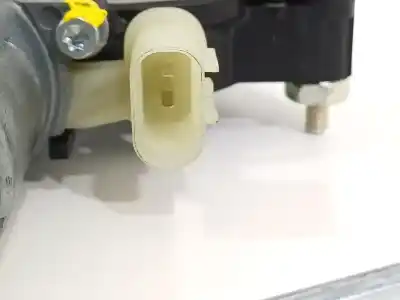 Автозапчастина б/у регулятор переднього правого скла для kia picanto 1.0 cat посилання на oem iam 82460g6000  