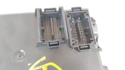 Peça sobressalente para automóvel em segunda mão caixa de fusíveis e relés por opel corsa d (s07) 1.3 cdti (l08, l68) referências oem iam 13367920  