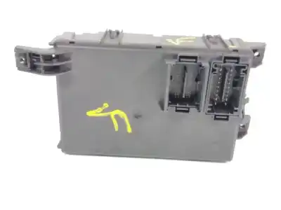 Pezzo di ricambio per auto di seconda mano scatola relè/fusibili per opel corsa d (s07) 1.4 (l08, l68) riferimenti oem iam 13320628  