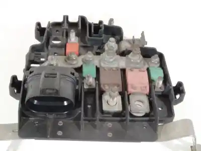 Pezzo di ricambio per auto di seconda mano scatola relè/fusibili per renault kangoo express (fw0/1_) 1.5 dci 75 (fw07, fw10, fw04) riferimenti oem iam 241363873r  