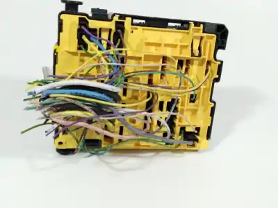 Second-hand car spare part fuse box unit for peugeot 208 i (ca_, cc_) 1.2 vti 82 oem iam references 9804848480  