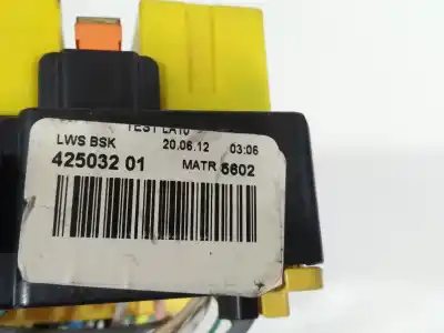 Second-hand car spare part fuse box unit for peugeot 208 i (ca_, cc_) 1.2 vti 82 oem iam references 9804848480  