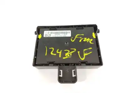 Pezzo di ricambio per auto di seconda mano scatola relè/fusibili per renault clio iii 1.5 dci diesel riferimenti oem iam 8200652285a 8200652285 
