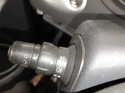 Автозапчастина б/у  для RENAULT CLIO III  Посилання на OEM IAM   