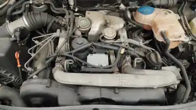 Автозапчасти б/у ПОЛНЫЙ ДВИГАТЕЛЬ за AUDI A4 AVANT (8E)  ссылки OEM IAM BDG  