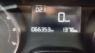 Peça sobressalente para automóvel em segunda mão quadrante por peugeot 208 style referências oem iam 9813848780  