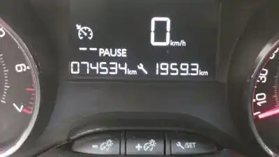 Peça sobressalente para automóvel em segunda mão quadrante por peugeot 208 style referências oem iam 9801904780  