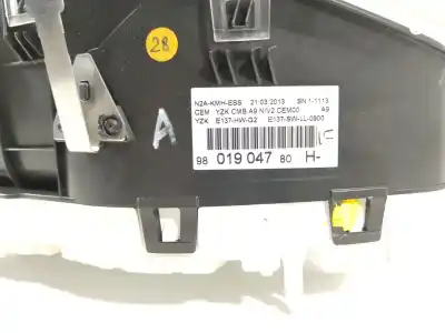 Peça sobressalente para automóvel em segunda mão quadrante por peugeot 208 style referências oem iam 9801904780  