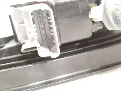 Автозапчастина б/у регулятор скла заднього правого для peugeot 208 ii (ub_, up_, uw_, uj_) 1.2 puretech 100 посилання на oem iam 9829045580  