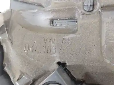Pezzo di ricambio per auto di seconda mano coperchio motore per skoda scala (nw1) 1.6 tdi riferimenti oem iam 04l103925an  