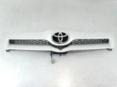 Gebrauchtes Autoersatzteil Frontgitter zum TOYOTA COROLLA VERSO (R1) 2.2 D-4D Sport OEM-IAM-Referenzen 531110F020  