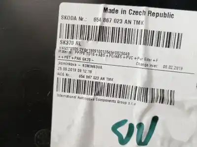 Автозапчастина б/у обкітка задніх лівіх дверей для skoda scala (nw1) 1.6 tdi посилання на oem iam 654867023  