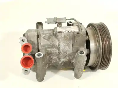 Peça sobressalente para automóvel em segunda mão compressor de ar condicionado a/a a/c por renault clio iii authentique referências oem iam 8200953359a  