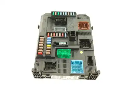 Peça sobressalente para automóvel em segunda mão caixa de fusíveis e relés por peugeot 308 access referências oem iam 9807054180