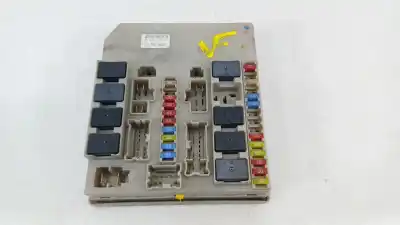 Pièce détachée automobile d'occasion BOÎTES À FUSIBLES pour RENAULT CLIO III (BR0/1, CR0/1)  Références OEM IAM 902663A 10H230036 
