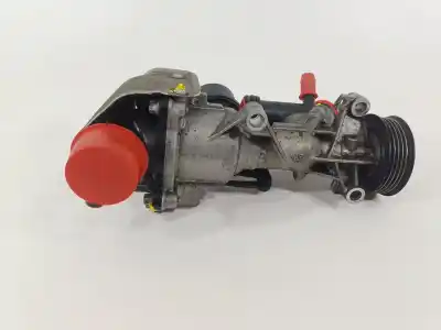Pièce détachée automobile d'occasion Pompe à Eau pour MERCEDES-BENZ CLASE A (W176) A 180 (176.042) Références OEM IAM A2702000601  