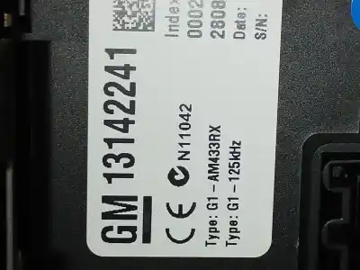Peça sobressalente para automóvel em segunda mão caixa de fusíveis e relés por opel corsa d (s07) 1.2 (l08, l68) referências oem iam 13142241  