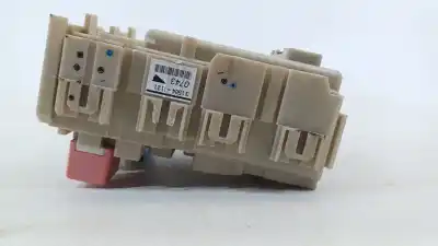 Pezzo di ricambio per auto di seconda mano scatola relè/fusibili per toyota verso (_r2_) 2.0 d-4d (aur20_) riferimenti oem iam 827300f052a 323611k10 315041i21