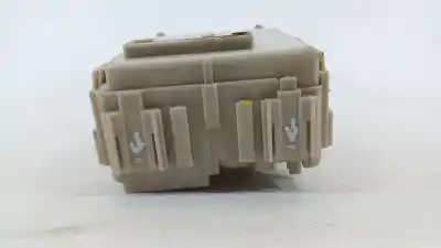 Pezzo di ricambio per auto di seconda mano scatola relè/fusibili per toyota verso (_r2_) 2.0 d-4d (aur20_) riferimenti oem iam 827300f052a 323611k10 315041i21