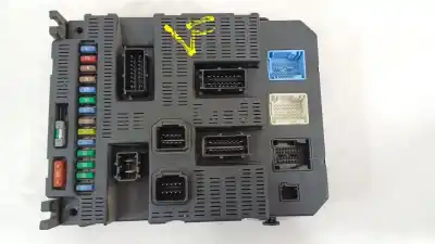 İkinci el araba yedek parçası röle/sigorta kutusu için citroen c2 (jm_) 1.6 vts oem iam referansları 9659285380  