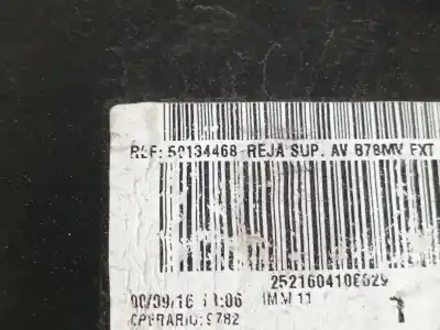 Pezzo di ricambio per auto di seconda mano griglia centrale paraurti per citroen c4 picasso ii 1.6 bluehdi 120 riferimenti oem iam 50134468 9814363480 