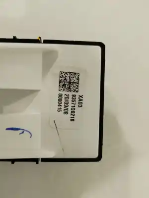 Second-hand car spare part left front power window switch for hyundai i20 iii (bc3, bi3) 1.2 oem iam references 93571q0210  