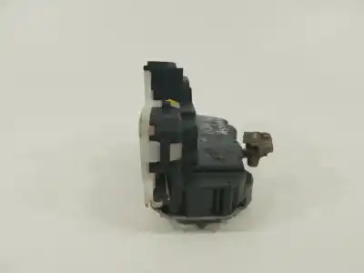 Pezzo di ricambio per auto di seconda mano serratura porta anteriore sinistra per opel astra j lim. cosmo riferimenti oem iam 3023881 133175 