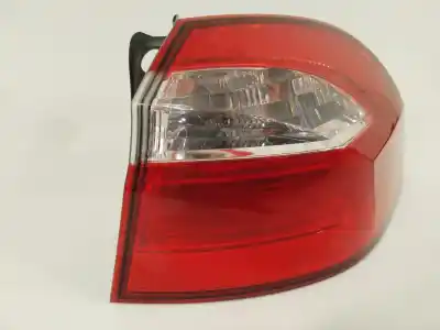Second-hand car spare part right tailgate light for kia rio basic oem iam references 924021w2r 924021w210 
