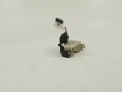 Peça sobressalente para automóvel em segunda mão fechadura da porta dianteira esquerda por peugeot 208 i (ca_, cc_) 1.2 vti 82 referências oem iam 9688080080  