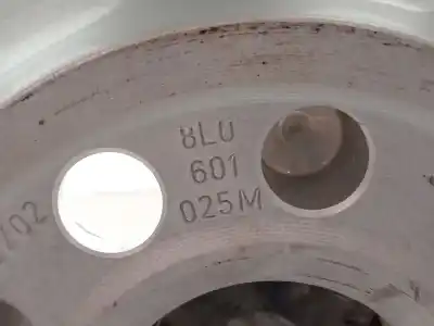 Автозапчастина б/у шина для audi a3 (8l1) 1.8 посилання на oem iam 8l0601025  