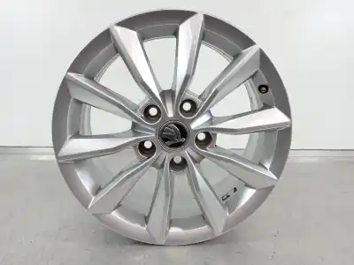 Автозапчастина б/у шина для skoda octavia iii combi (5e5, 5e6) 1.6 tdi посилання на oem iam 5e0601025b