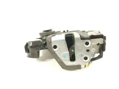 Автозапчасти б/у замок левой передней двери за toyota auris (_e18_) 1.4 d-4d (nde180_) ссылки oem iam 6904002210  