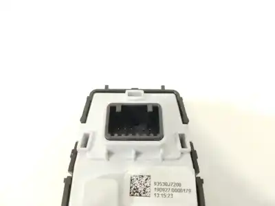 Автозапчасти б/у управление зеркалом за kia ceed (cd) 1.6 crdi 115 eco-dynamics+ ссылки oem iam 93530j7200  