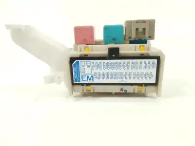 Second-hand car spare part fuse box unit for toyota auris (_e15_) 1.4 (zze150_) oem iam references 8273002150a 02117j19 
