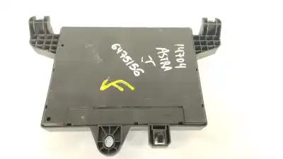 Second-hand car spare part fuse box unit for opel astra j (p10) 1.7 cdti (68) oem iam references 13302300 365927271 1110021aa