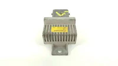Second-hand car spare part Glow Plug for RENAULT MEGANE III BERLINA 5 P Dynamique OEM IAM references 8200859243  